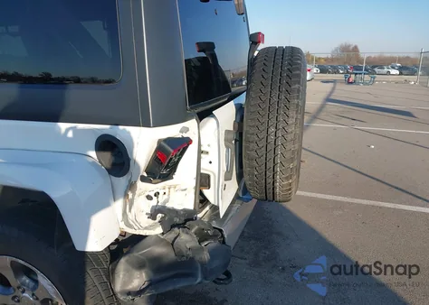 2018 Jeep Wrangler Jk Unlimited Sahara 4X4 from USA, damaged, VIN 1C4HJWEG3JL923663